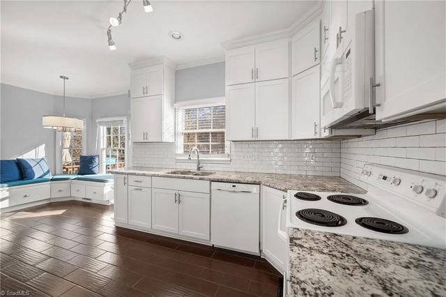 1154 Browns Run Drive, Kernersville, NC 27284