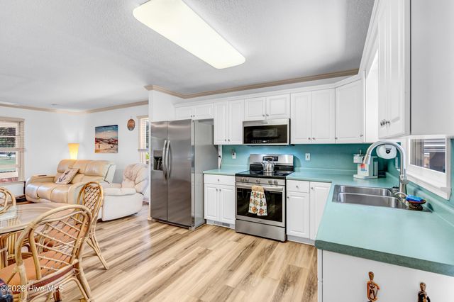 3908 Cross Street SE, Bolivia, NC 28422