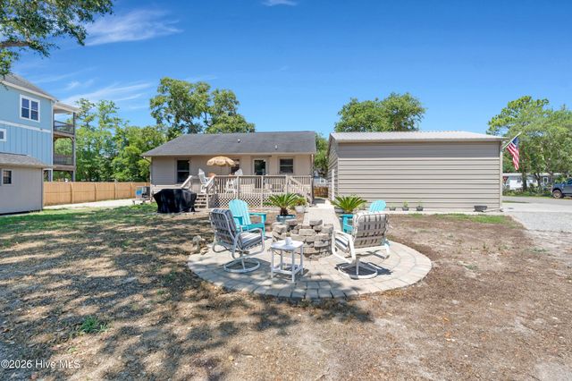 3908 Cross Street SE, Bolivia, NC 28422