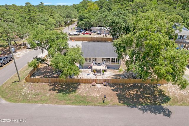 3908 Cross Street SE, Bolivia, NC 28422