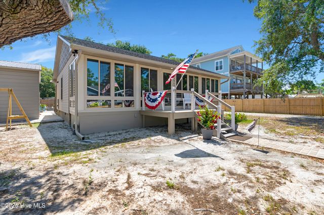3908 Cross Street SE, Bolivia, NC 28422