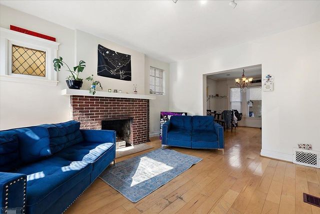 309 Melbourne Street, Detroit, MI 48202