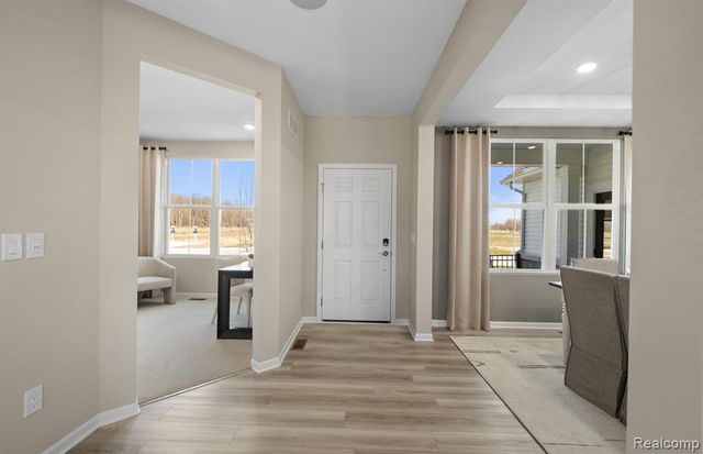 51337 Nature Trail Drive, Macomb, MI 48042