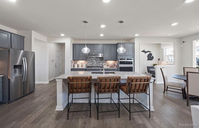 51337 Nature Trail Drive, Macomb, MI 48042