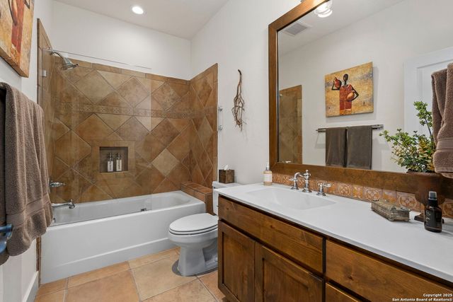 121 Saddle View, Boerne, TX 78006