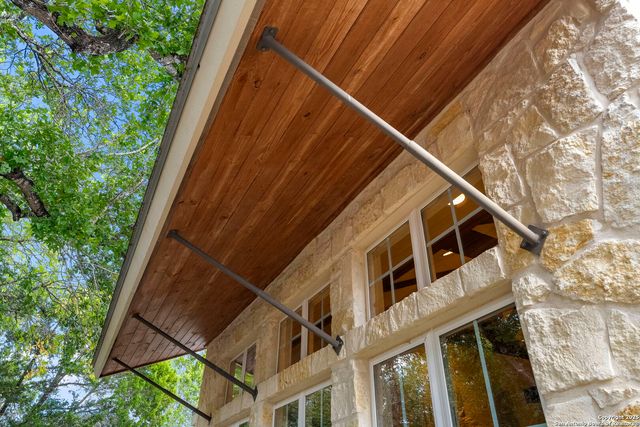 121 Saddle View, Boerne, TX 78006