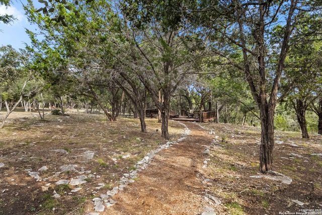 121 Saddle View, Boerne, TX 78006
