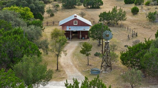 121 Saddle View, Boerne, TX 78006