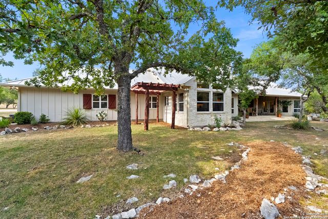 121 Saddle View, Boerne, TX 78006