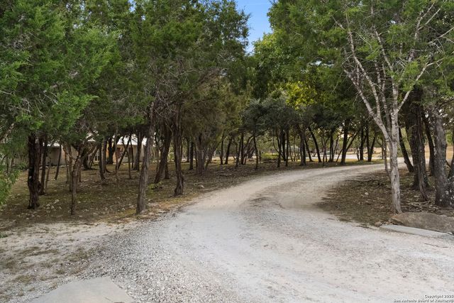 121 Saddle View, Boerne, TX 78006