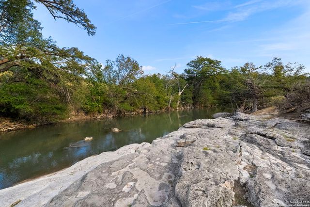 121 Saddle View, Boerne, TX 78006