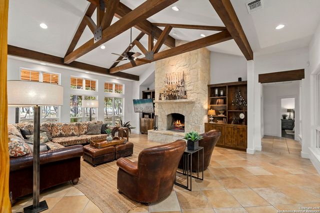 121 Saddle View, Boerne, TX 78006