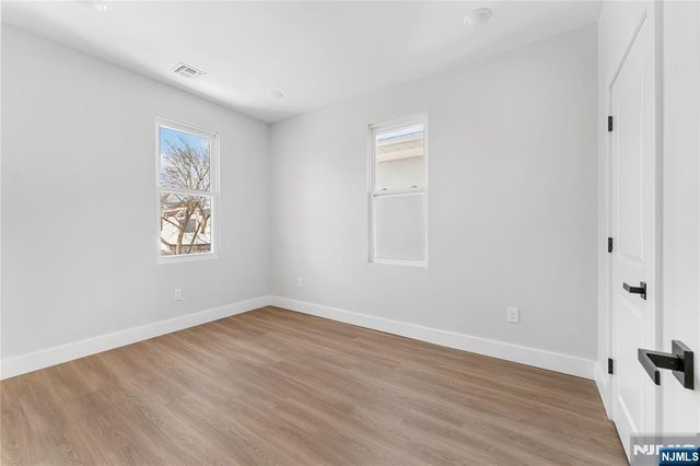 977 Sanford Avenue, Irvington, NJ 07111