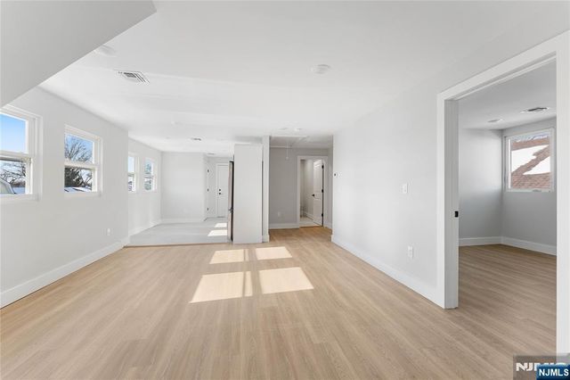 977 Sanford Avenue, Irvington, NJ 07111