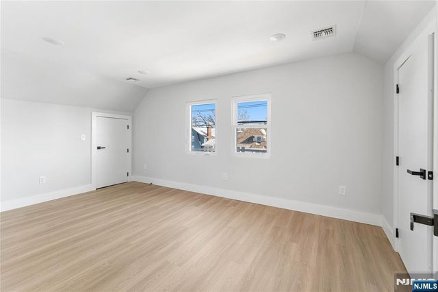 977 Sanford Avenue, Irvington, NJ 07111