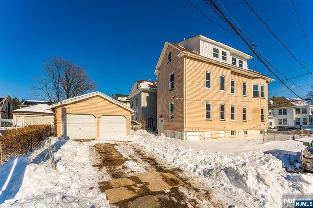 977 Sanford Avenue, Irvington, NJ 07111