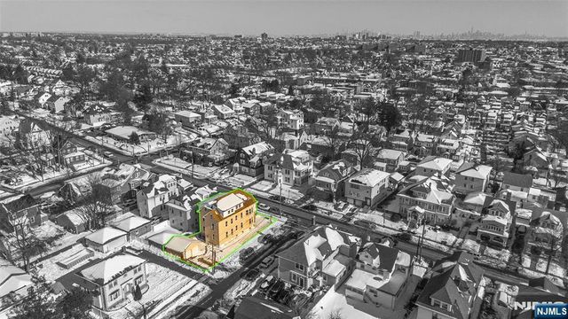 977 Sanford Avenue, Irvington, NJ 07111