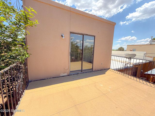 1691 Ebony Avenue, Las Cruces, NM 88001