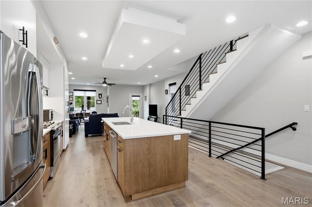 4328 Vista Avenue, St Louis, MO 63110
