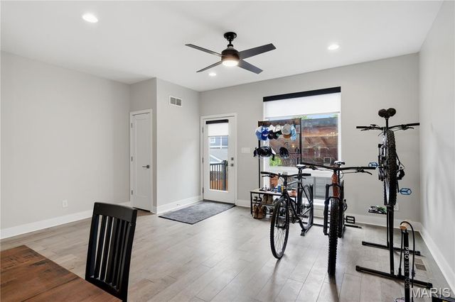 4328 Vista Avenue, St Louis, MO 63110