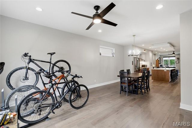 4328 Vista Avenue, St Louis, MO 63110