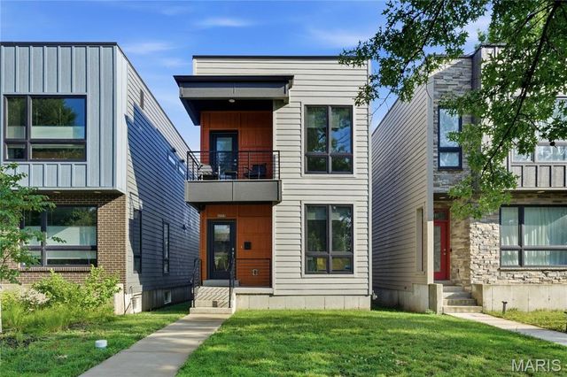 4328 Vista Avenue, St Louis, MO 63110