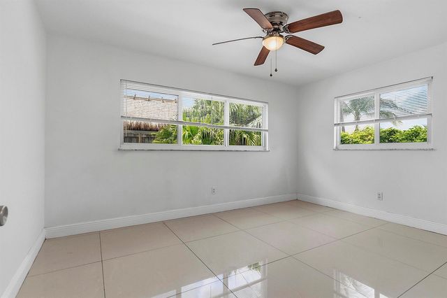 2910 NE 40TH Court, Lighthouse Point, FL 33064