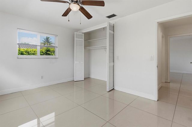 2910 NE 40TH Court, Lighthouse Point, FL 33064