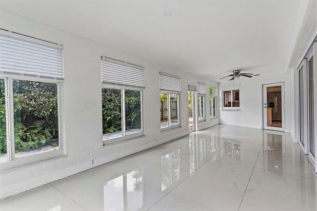 2910 NE 40TH Court, Lighthouse Point, FL 33064