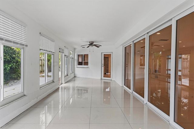 2910 NE 40TH Court, Lighthouse Point, FL 33064