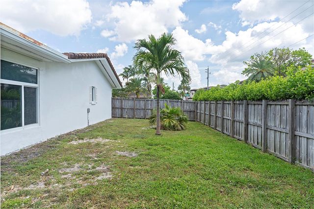 2910 NE 40TH Court, Lighthouse Point, FL 33064
