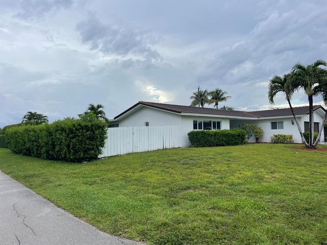2910 NE 40TH Court, Lighthouse Point, FL 33064
