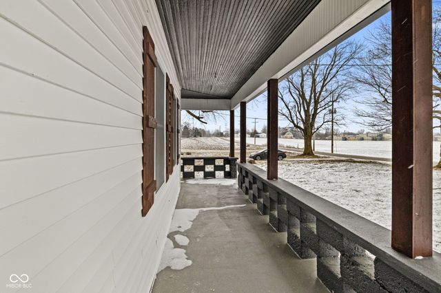 12200 E Gregory Road, Albany, IN 47320