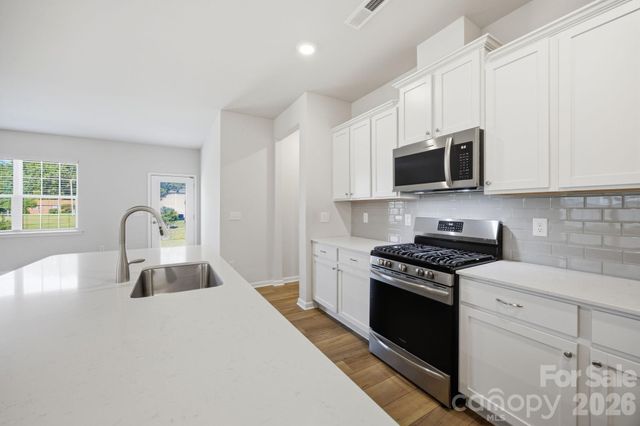 174 White Apple Way, Statesville, NC 28625
