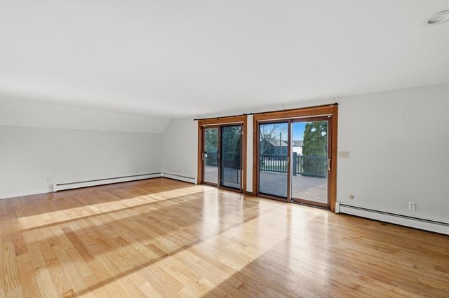 50 Plymouth Blvd, Westport, MA 02790