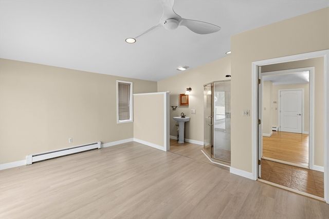 50 Plymouth Blvd, Westport, MA 02790