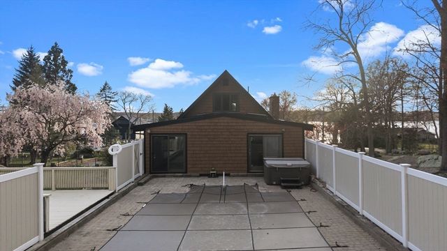 50 Plymouth Blvd, Westport, MA 02790