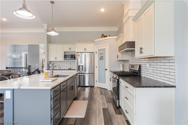3619 Sandgate Street NW, North Canton, OH 44720