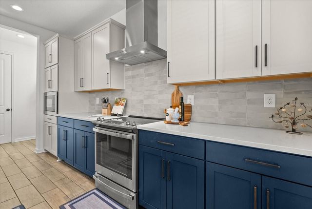 8330 ABALONE LOOP, Parrish, FL 34219