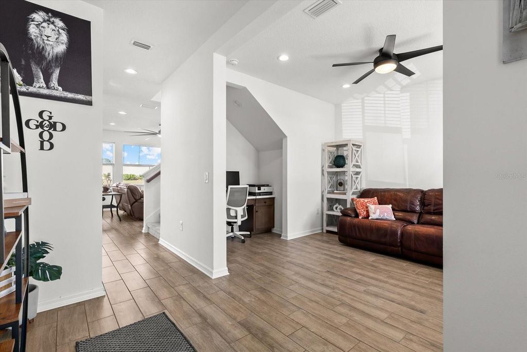 Image 24 of property listing at 8330 ABALONE LOOP, Parrish, FL 34219