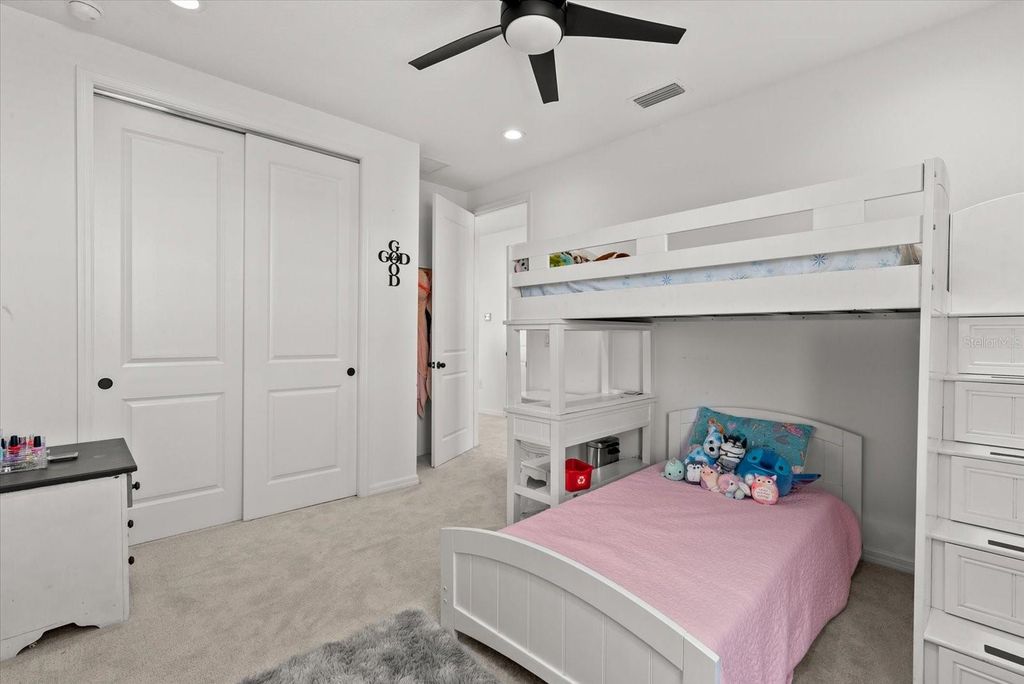 Image 28 of property listing at 8330 ABALONE LOOP, Parrish, FL 34219