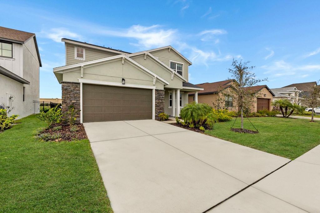 Image 37 of property listing at 8330 ABALONE LOOP, Parrish, FL 34219