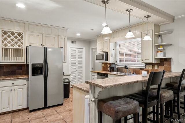 27 Beech, Tuscaloosa, AL 35404