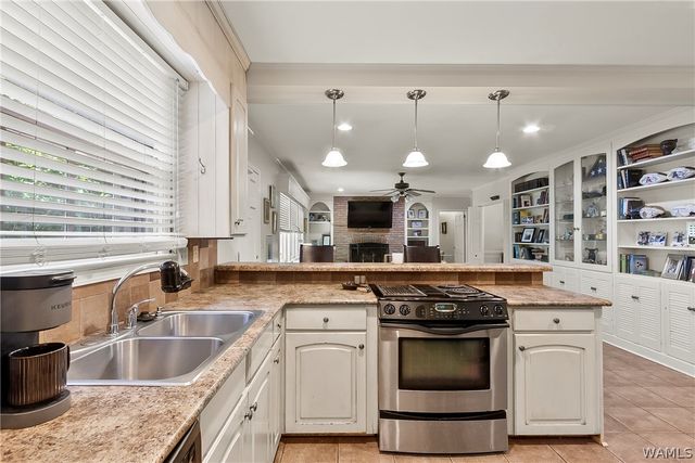 27 Beech, Tuscaloosa, AL 35404