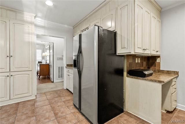 27 Beech, Tuscaloosa, AL 35404