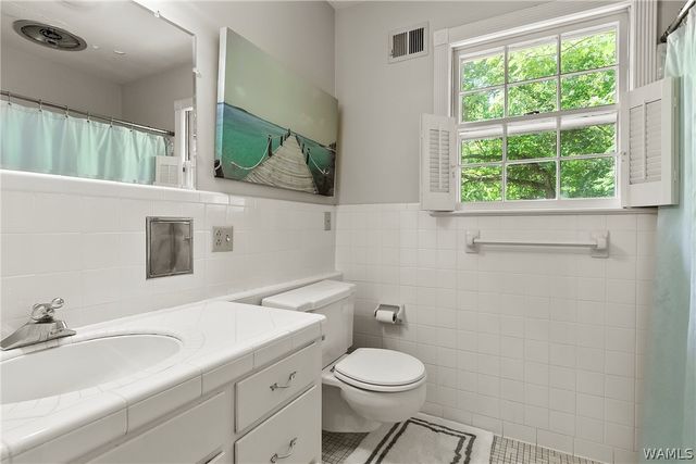 27 Beech, Tuscaloosa, AL 35404