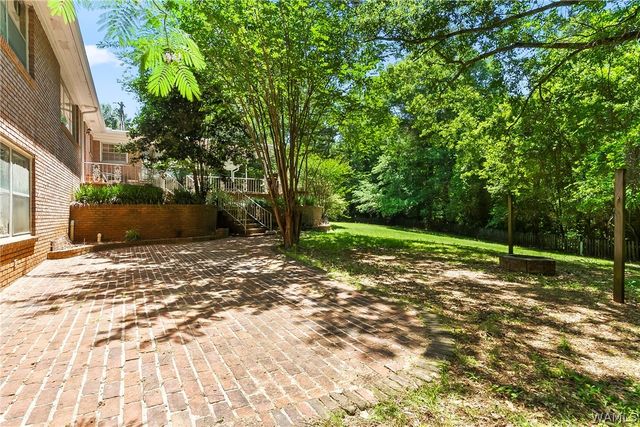 27 Beech, Tuscaloosa, AL 35404