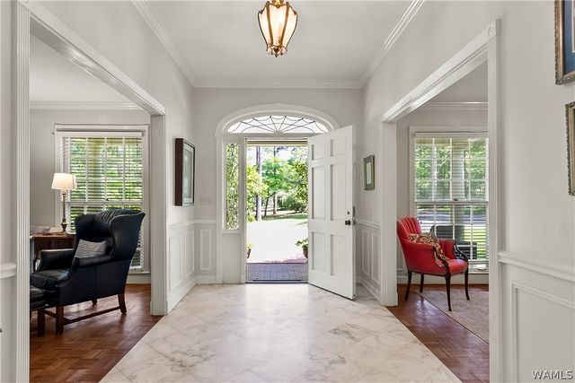 27 Beech, Tuscaloosa, AL 35404