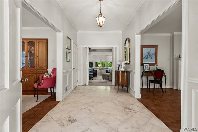 27 Beech, Tuscaloosa, AL 35404