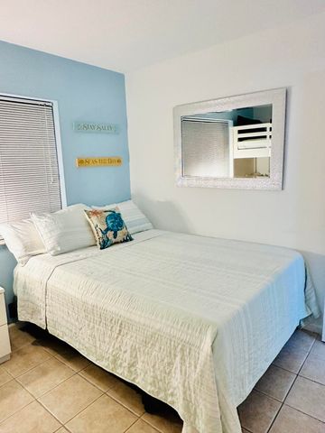 420 Celestial Way 301, Juno Beach, FL 33408